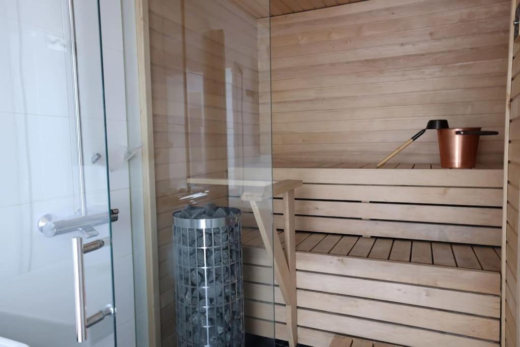 Poista 2Ndhomes Unique 35M2 Studio Penthouse With Sauna & Balcony 헬싱키 외부 사진
